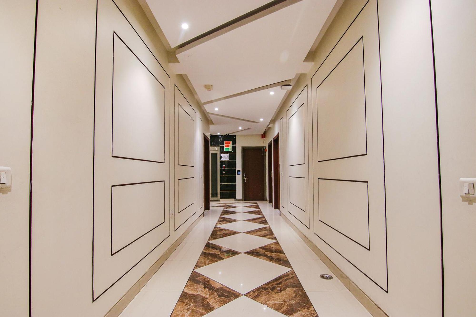 Fabhotel Golden Glory New Delhi Exterior photo
